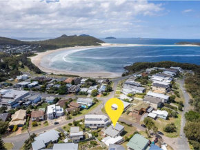 Golden Sands 2 Short Street, Air Con, Wifi, Beach View
